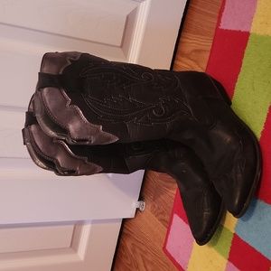 Black Cowboy Boots